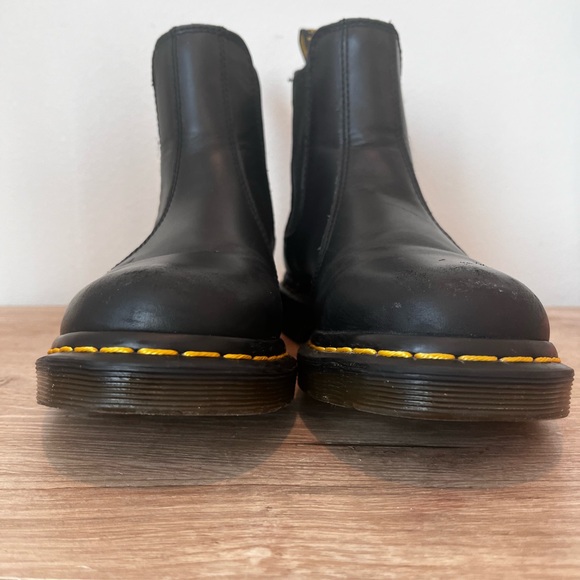 Dr. Martens 2976 Chelsea Boot - Women's,size 7 US , 5 UK , 38 - Picture 15 of 16